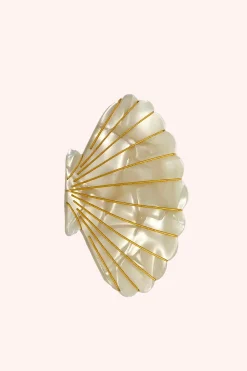 Large Ivory Pastel Sea Shell Jaw Clip