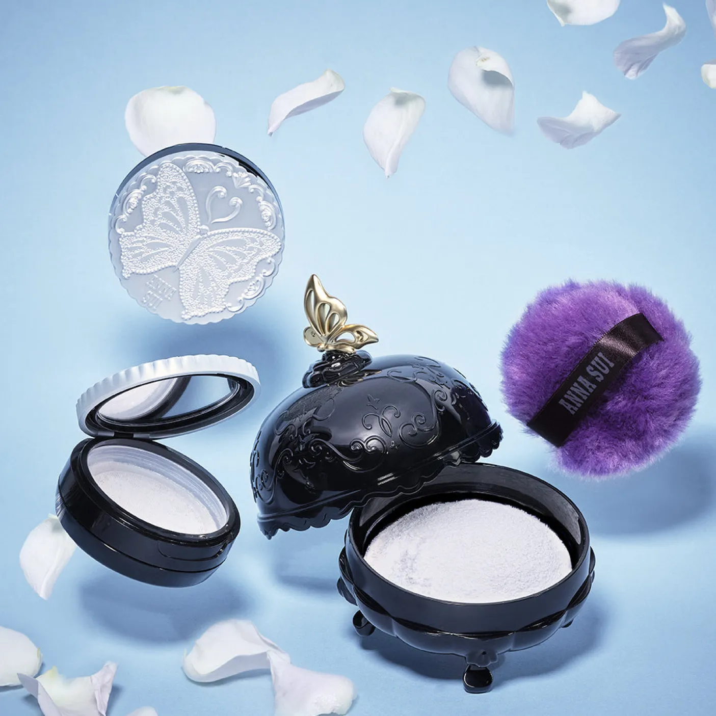 New: Anna Sui Brightening Loose Face Powder Mini Compact Set