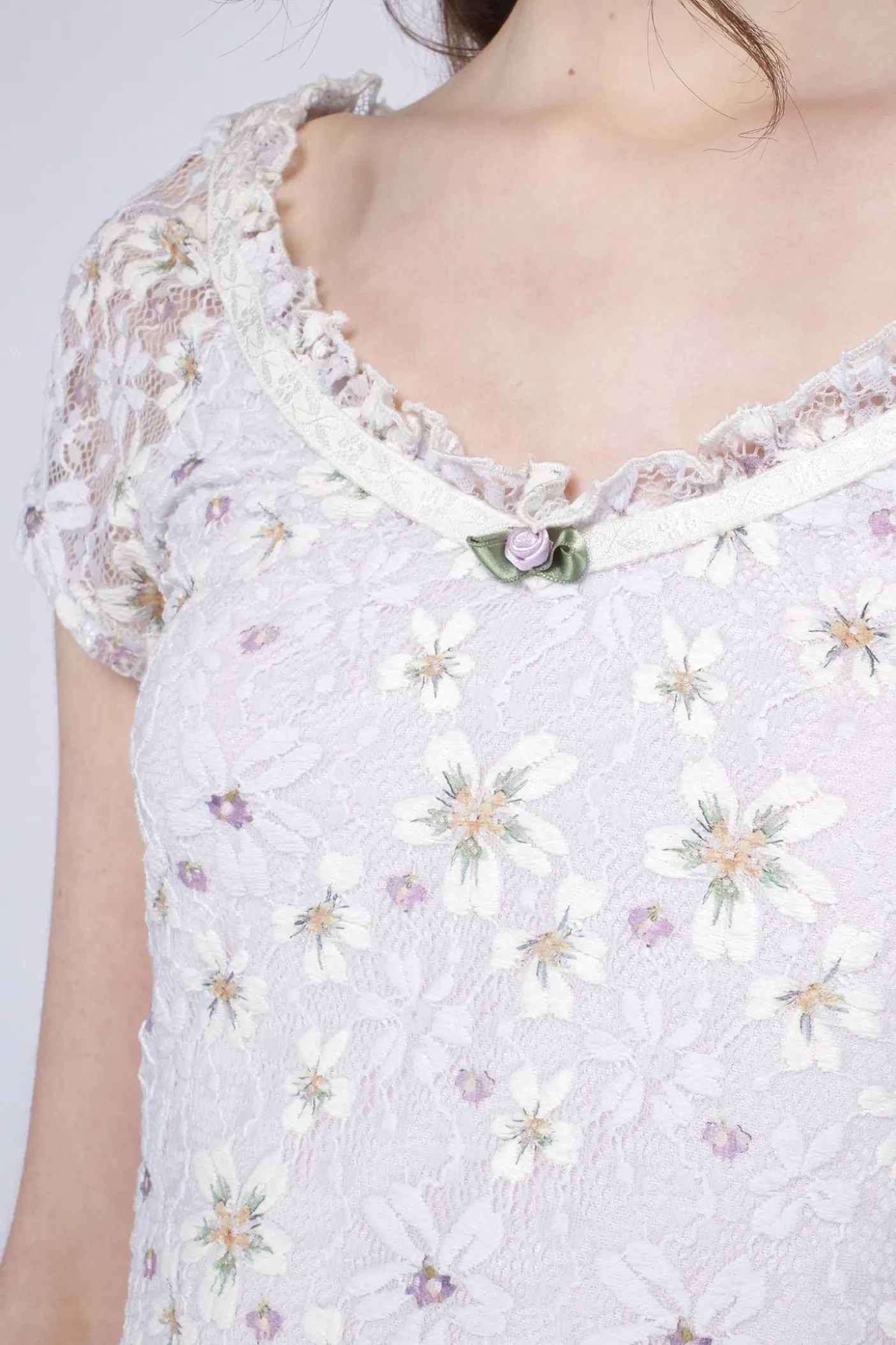 Pansy Stretch Lace Short Sleeve Top